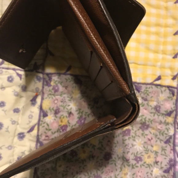 🚫SOLD 🚫AUTHENTIC LV WALLET - Picture 6 of 6